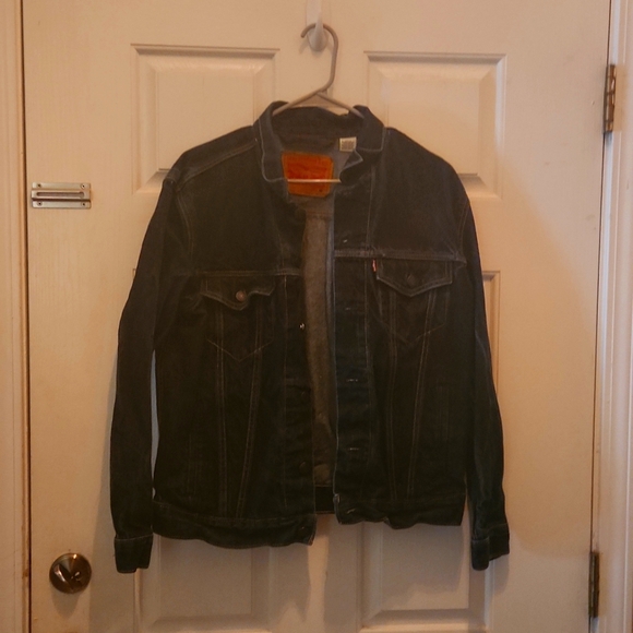 Jean jacket - Picture 1 of 2